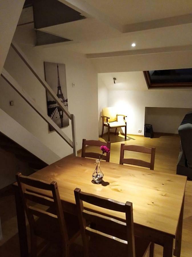 Ferienwohnung Charmant Duplex A 200M De La Cathedrale Lüttich Exterior foto